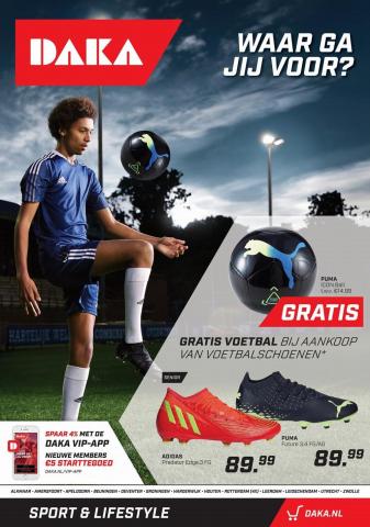 Aanbiedingen van Sport in Rotterdam | Gratis Voetbal bij aankoop van Voetbalschoenen* bij Daka Sport | 25-8-2022 - 30-9-2022
