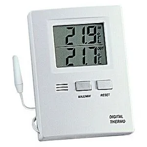 Aanbieding van TFA Dostmann Thermometer (Wit, Digitaal) voor 9,99€ bij Bauhaus