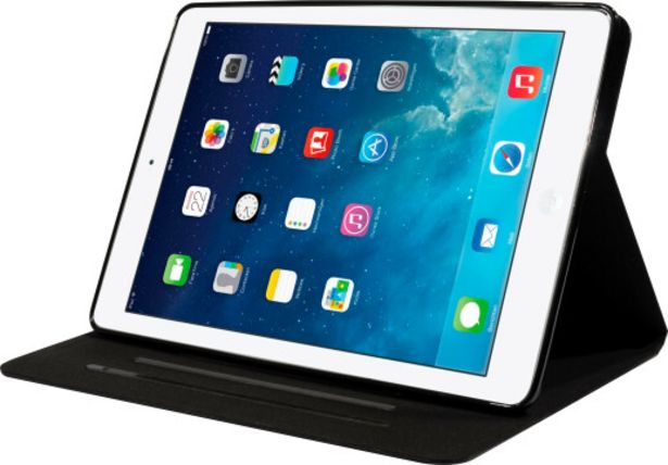 Aanbieding van Mobiparts Classic Folio Case Apple iPad Air /Air 2/ 9.7 (2017) /9.7 (2018) /Pro 9.7 Black voor 29,99€ bij Phone House