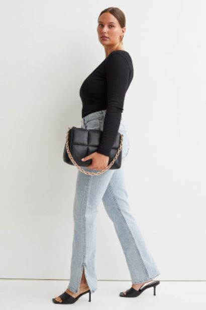 Aanbieding van Straight High Split Jeans voor 20,99€ bij H&M